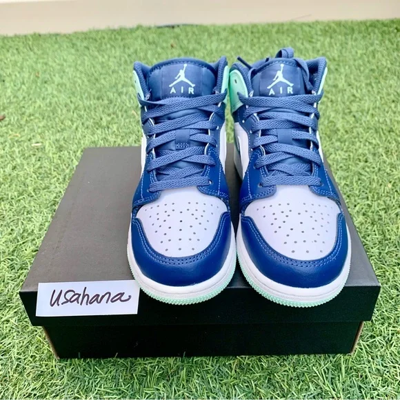 Nike Air Jordan 1 mid GS teal shoes - Picture 3 of 6